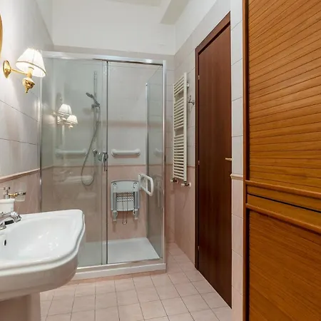 Appartement Monteverde Roomy Sun&flowers *